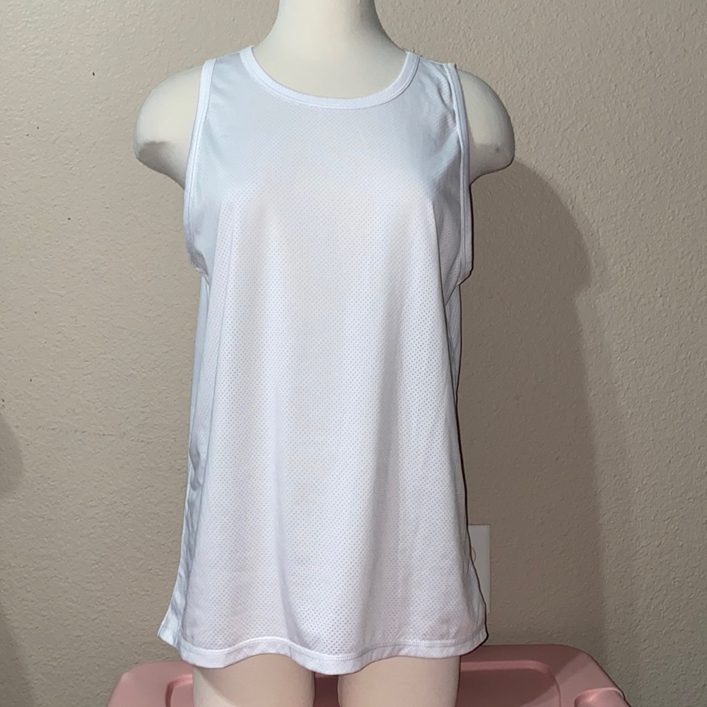 Zyia Tank Top size XXL color: White NWOT